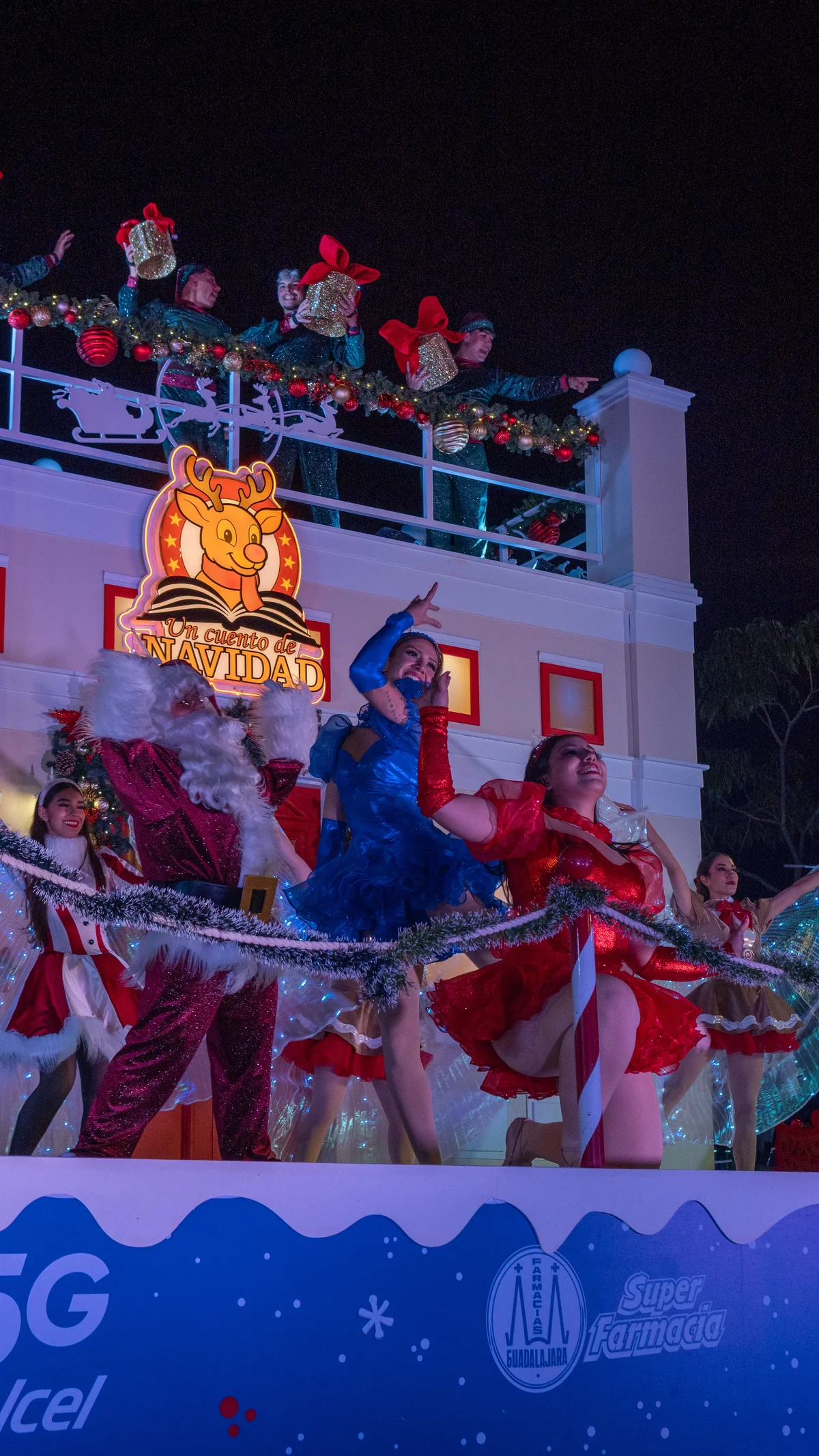 Fotografía de larga exposición luces navideñas Guadalajara 2025 — Kaptur técnicas fotográficas nocturnas