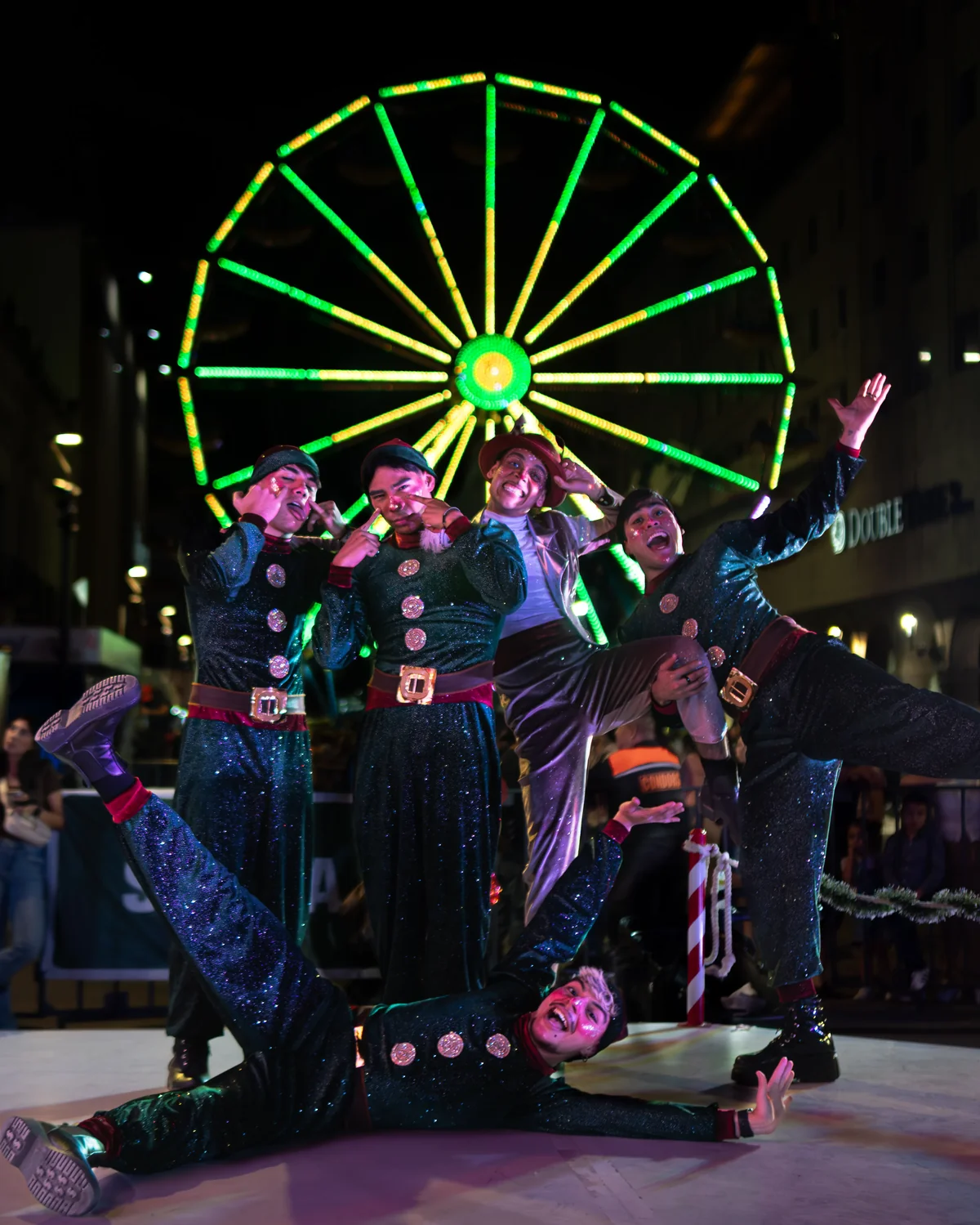 Iluminación dinámica en producción navideña Guadalajara 2025 — Kaptur fotografía de eventos corporativos